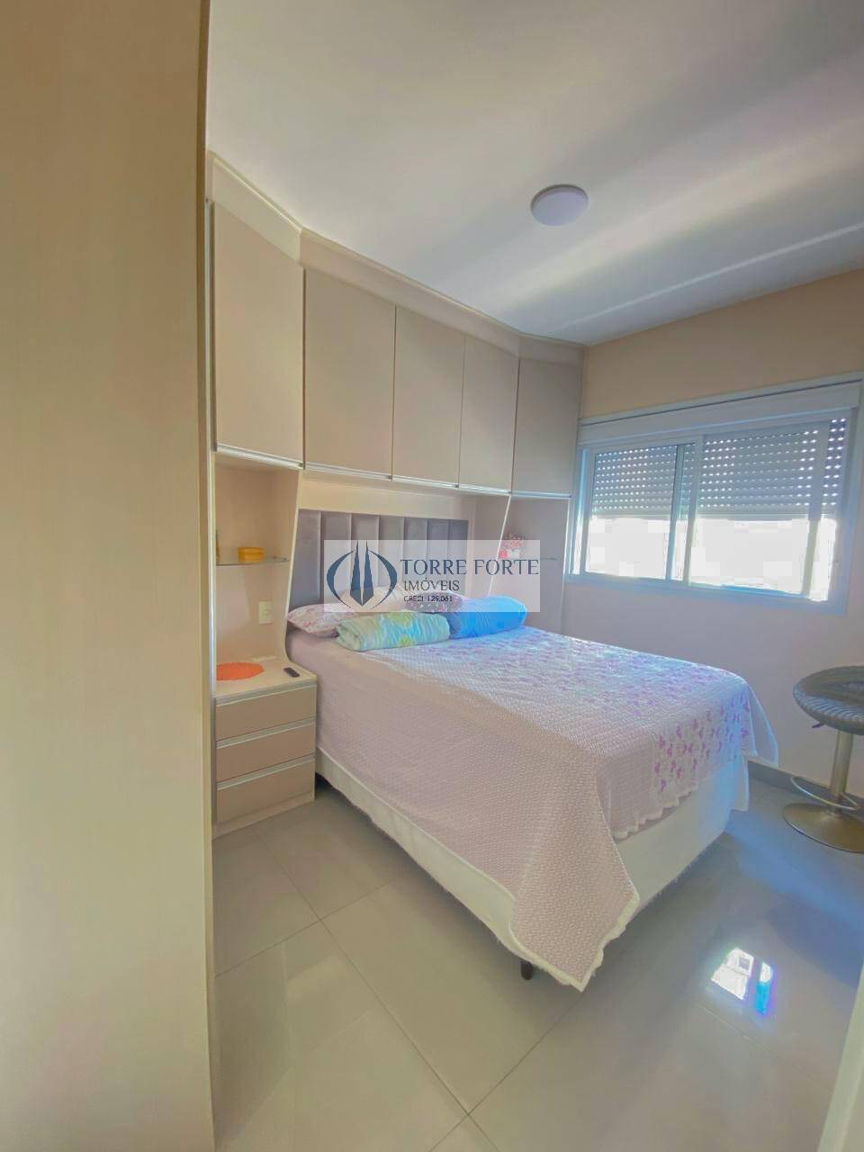 Apartamento à venda com 2 quartos, 71m² - Foto 14
