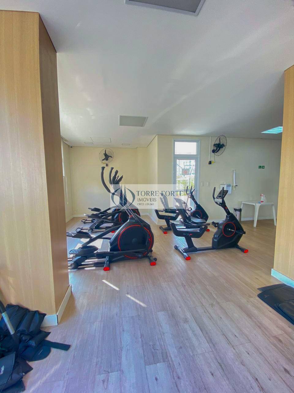 Apartamento à venda com 2 quartos, 71m² - Foto 33
