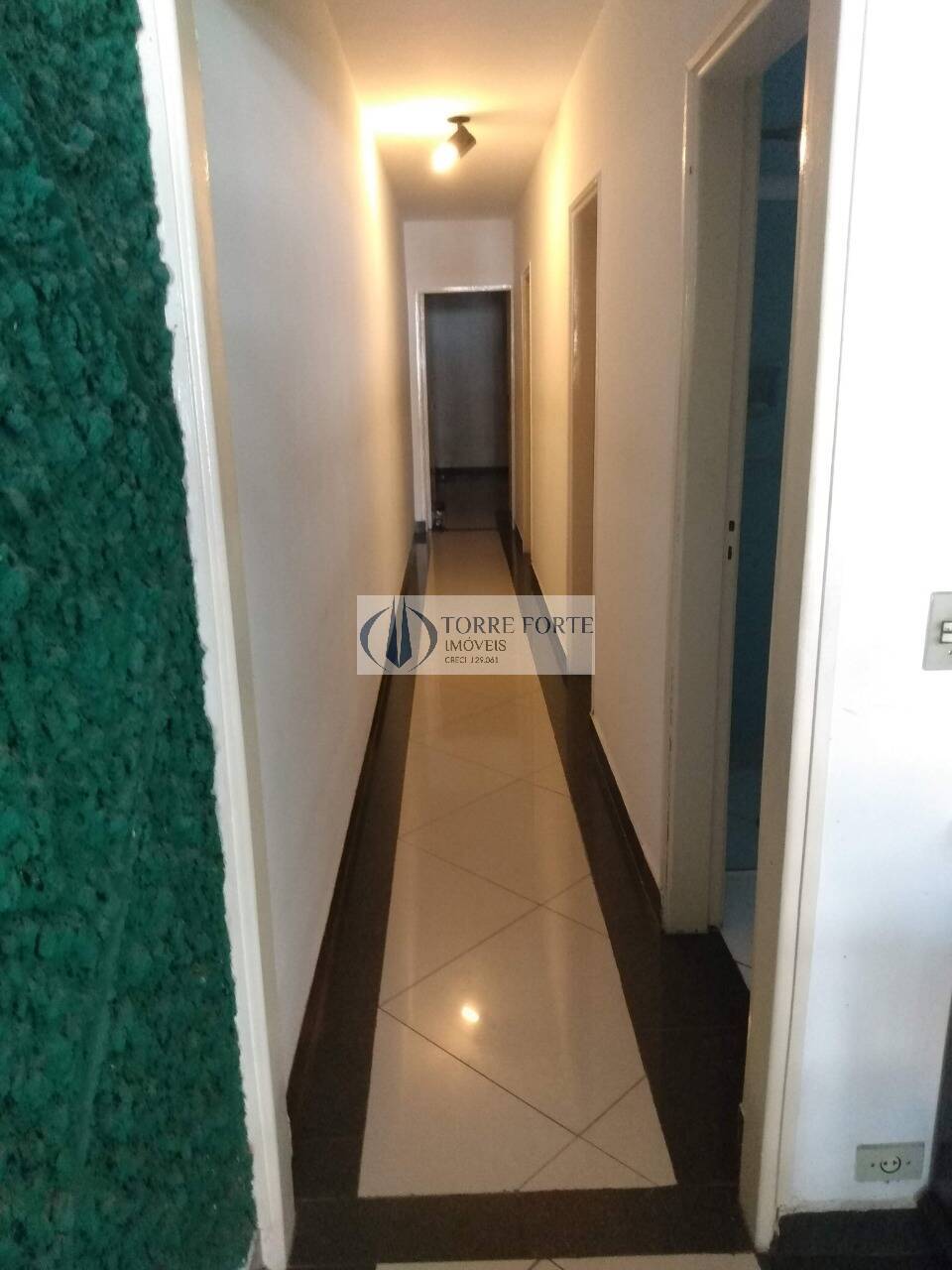 Casa à venda com 3 quartos, 190m² - Foto 17