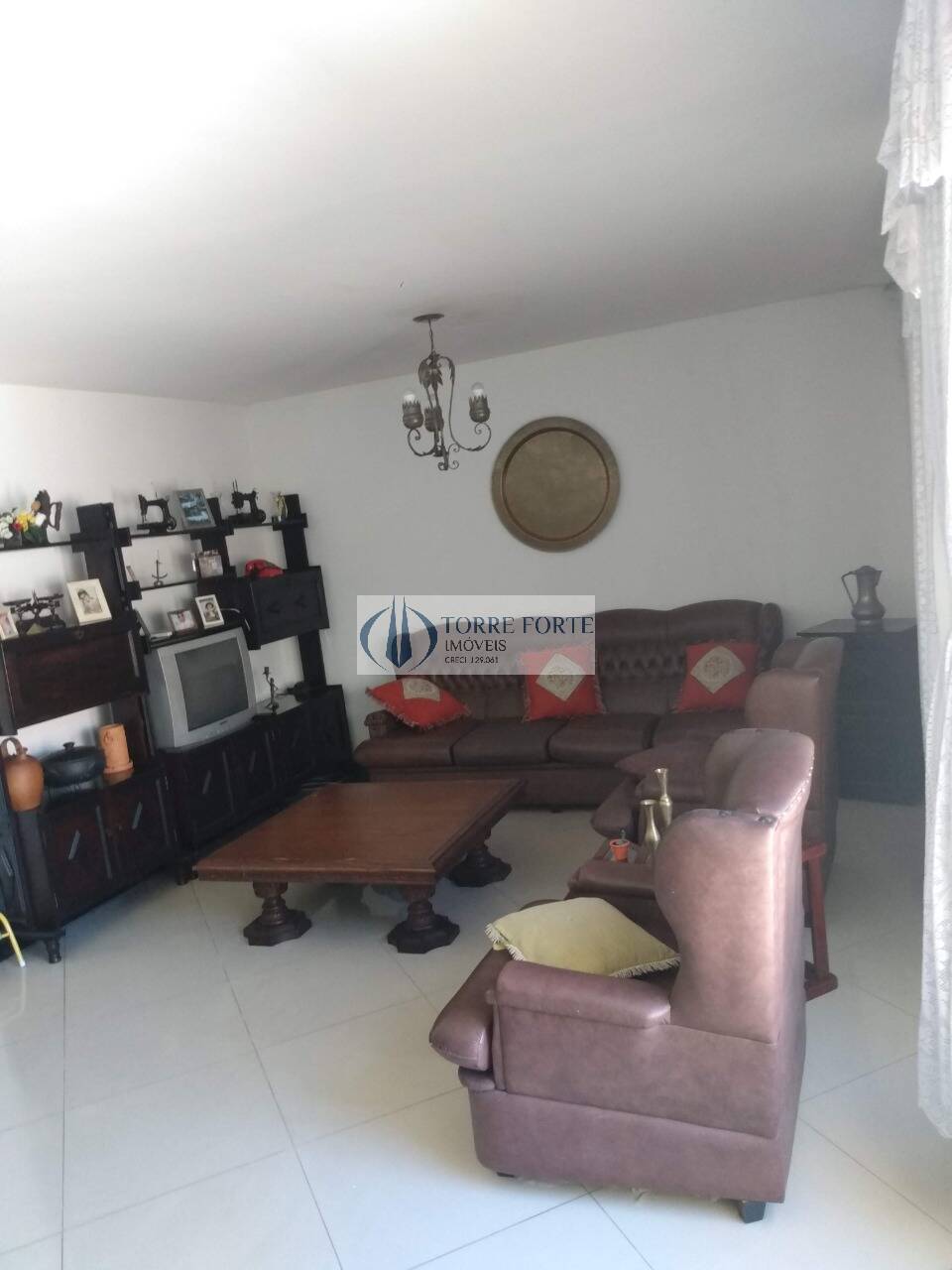 Casa à venda com 3 quartos, 190m² - Foto 5
