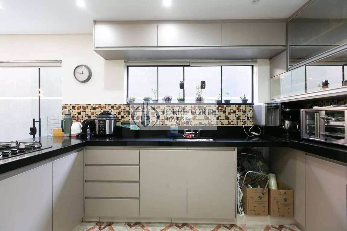 Casa à venda com 4 quartos, 132m² - Foto 21