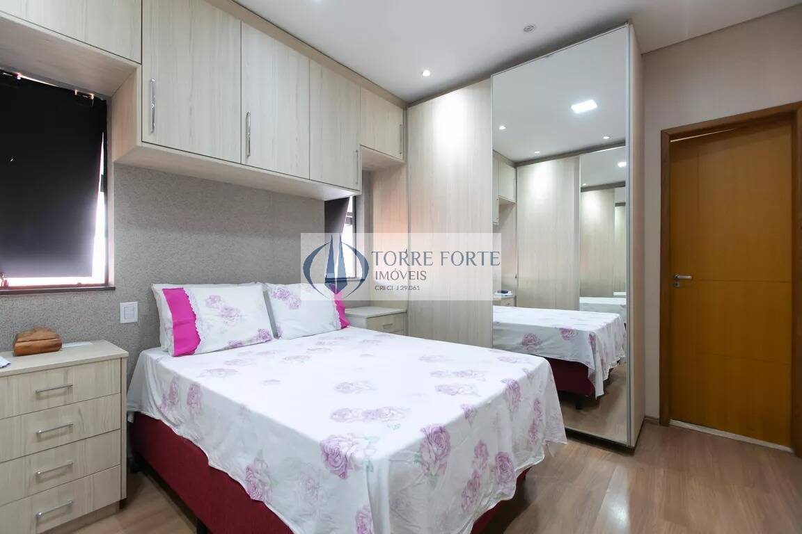 Casa à venda com 4 quartos, 132m² - Foto 29