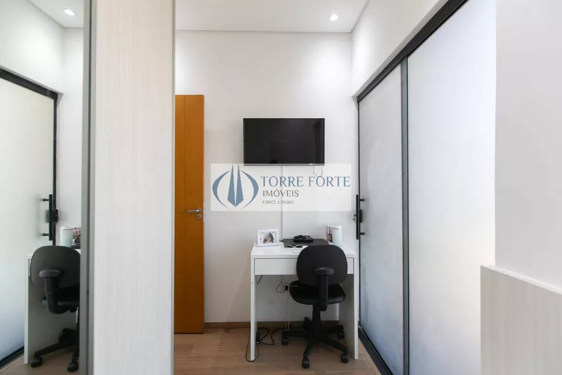Casa à venda com 4 quartos, 132m² - Foto 37