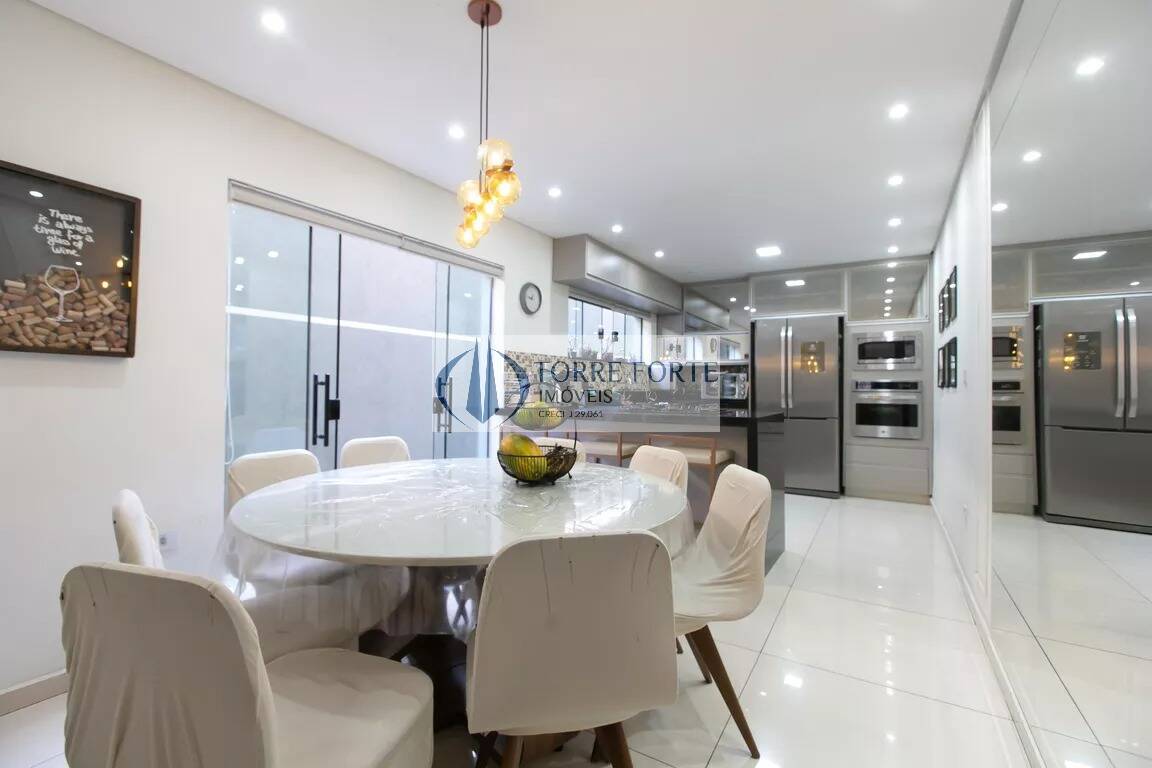 Casa à venda com 4 quartos, 132m² - Foto 17