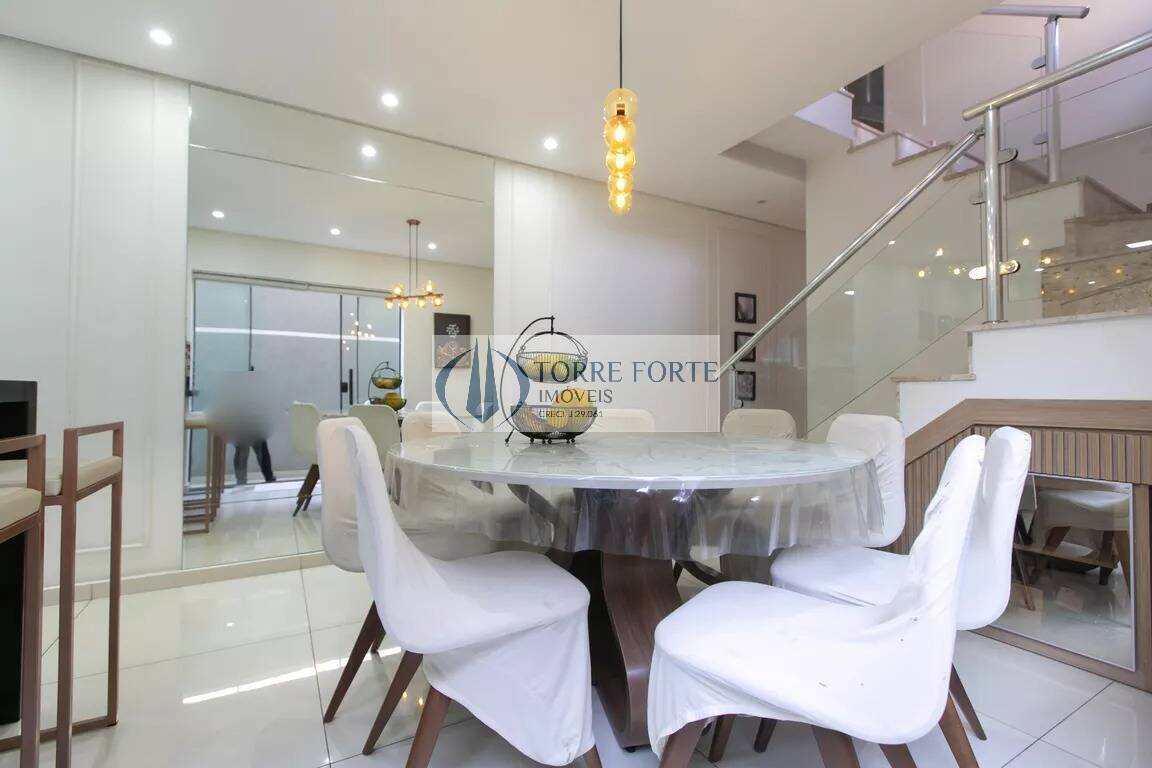 Casa à venda com 4 quartos, 132m² - Foto 11