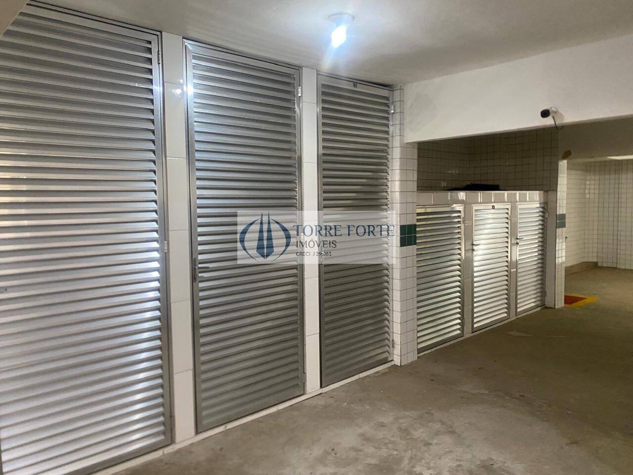 Apartamento à venda com 1 quarto, 50m² - Foto 11