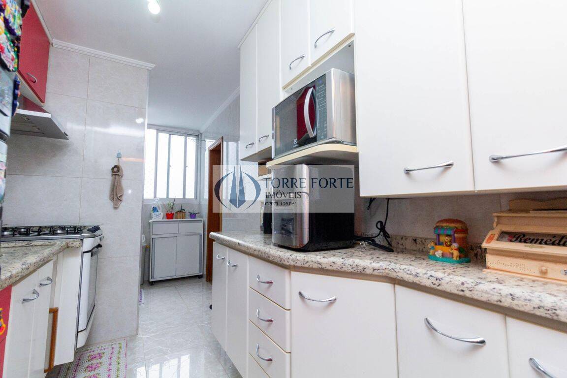 Apartamento à venda com 3 quartos, 77m² - Foto 3