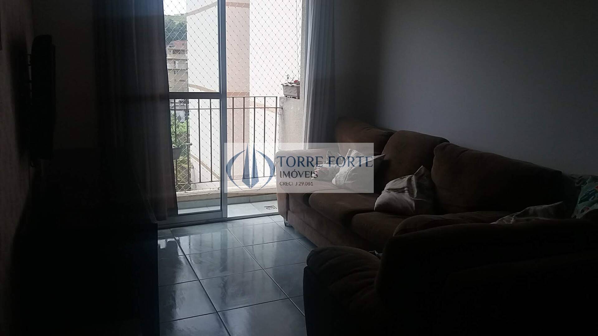 Apartamento à venda com 2 quartos, 62m² - Foto 8