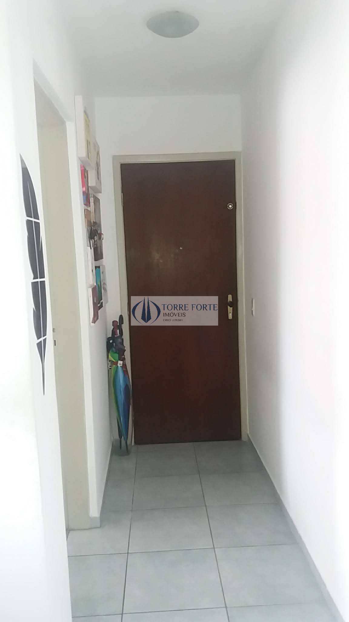 Apartamento à venda com 2 quartos, 62m² - Foto 11