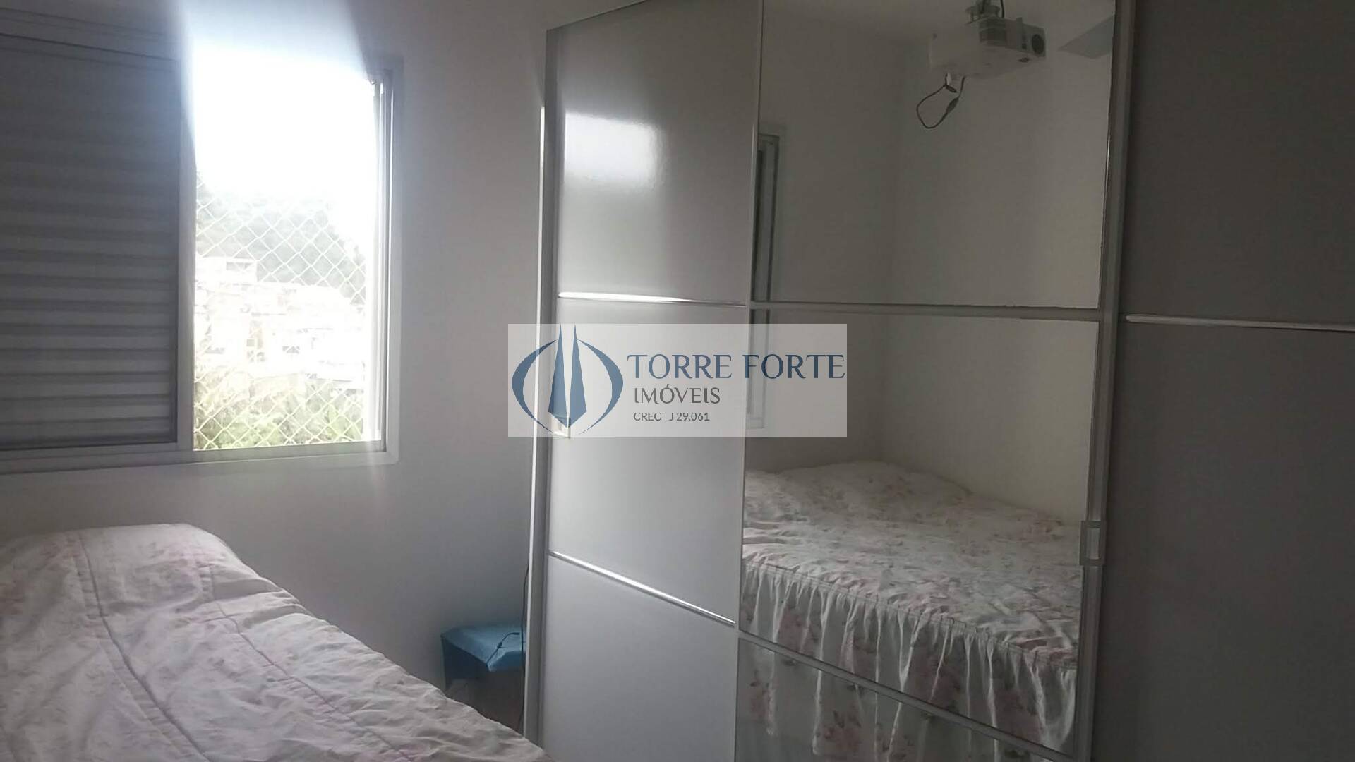 Apartamento à venda com 2 quartos, 62m² - Foto 13