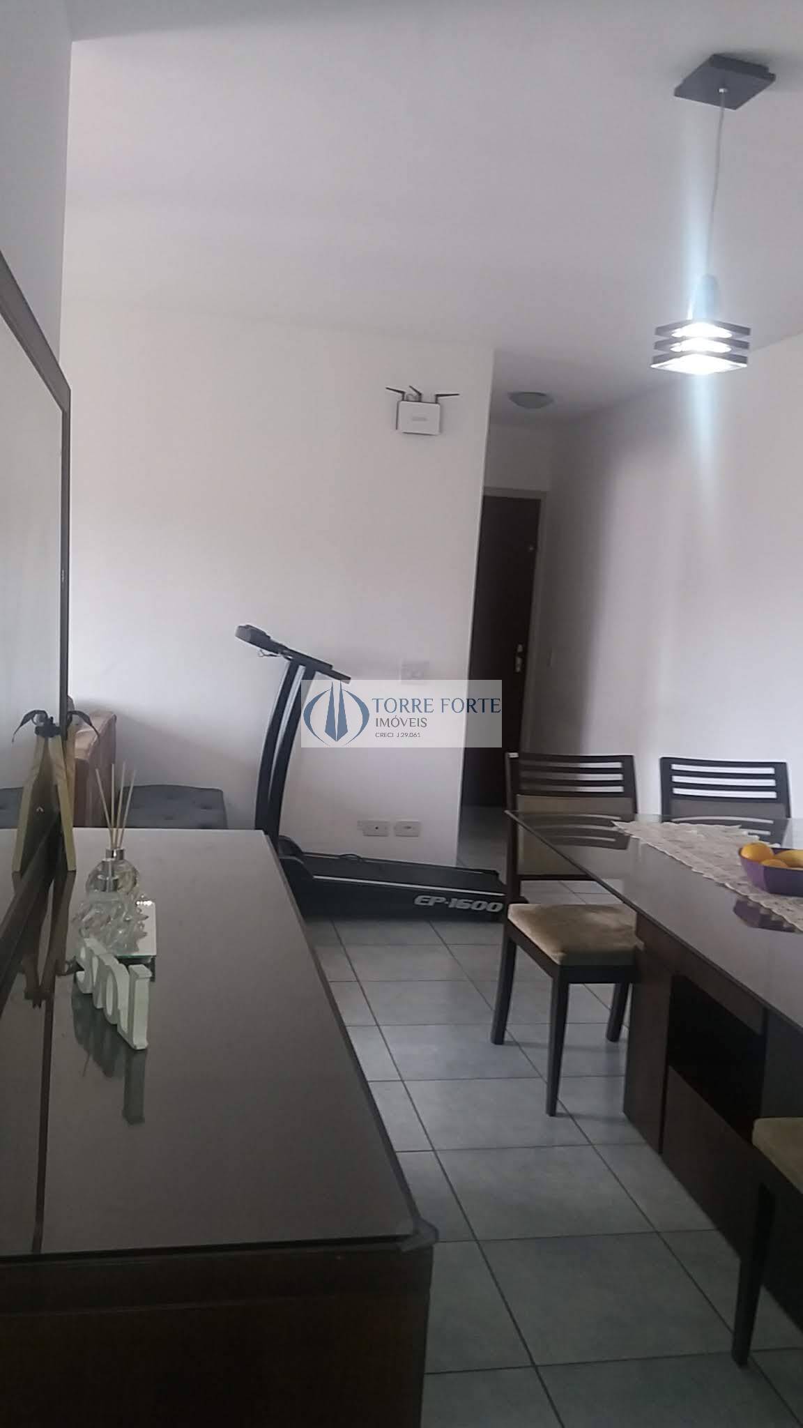 Apartamento à venda com 2 quartos, 62m² - Foto 12