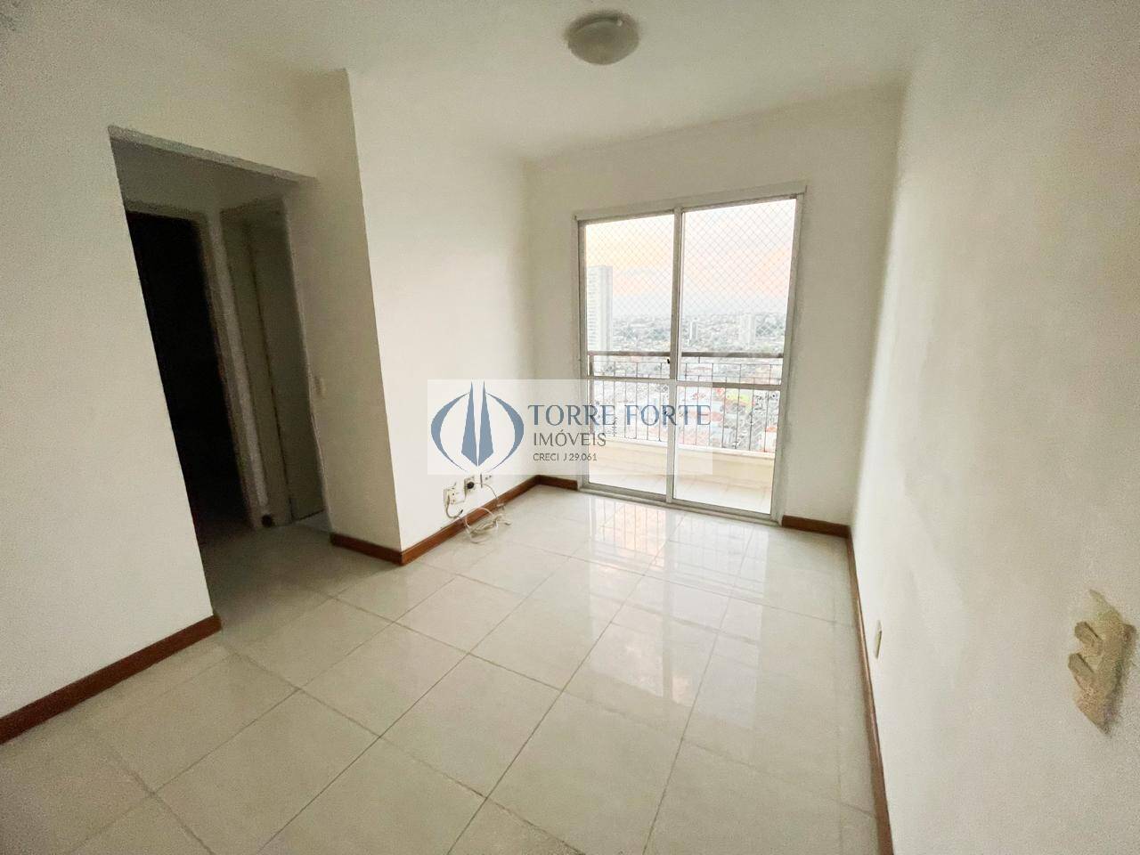 Apartamento à venda com 2 quartos, 47m² - Foto 4