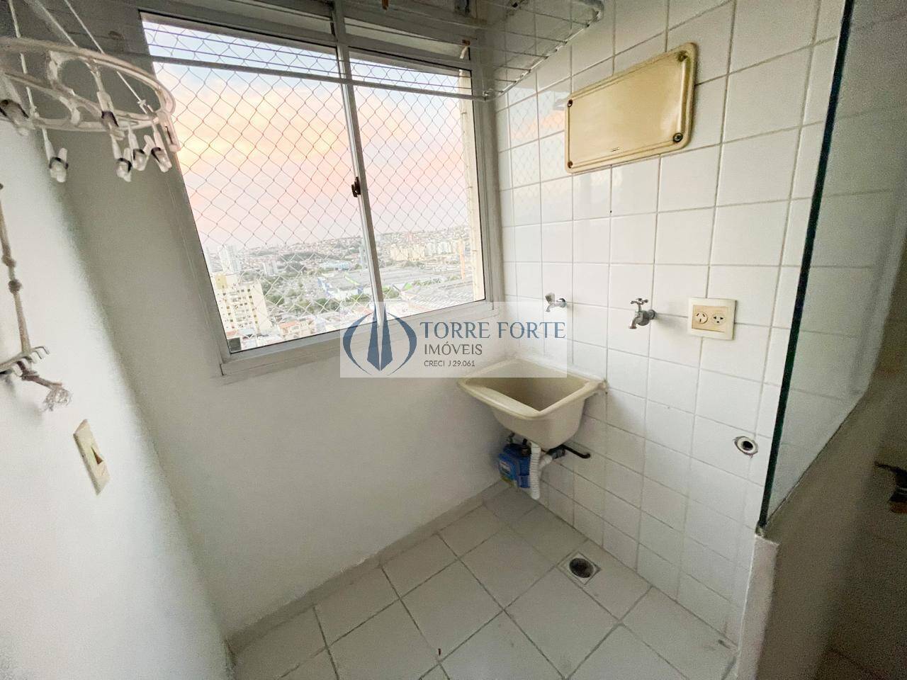 Apartamento à venda com 2 quartos, 47m² - Foto 12