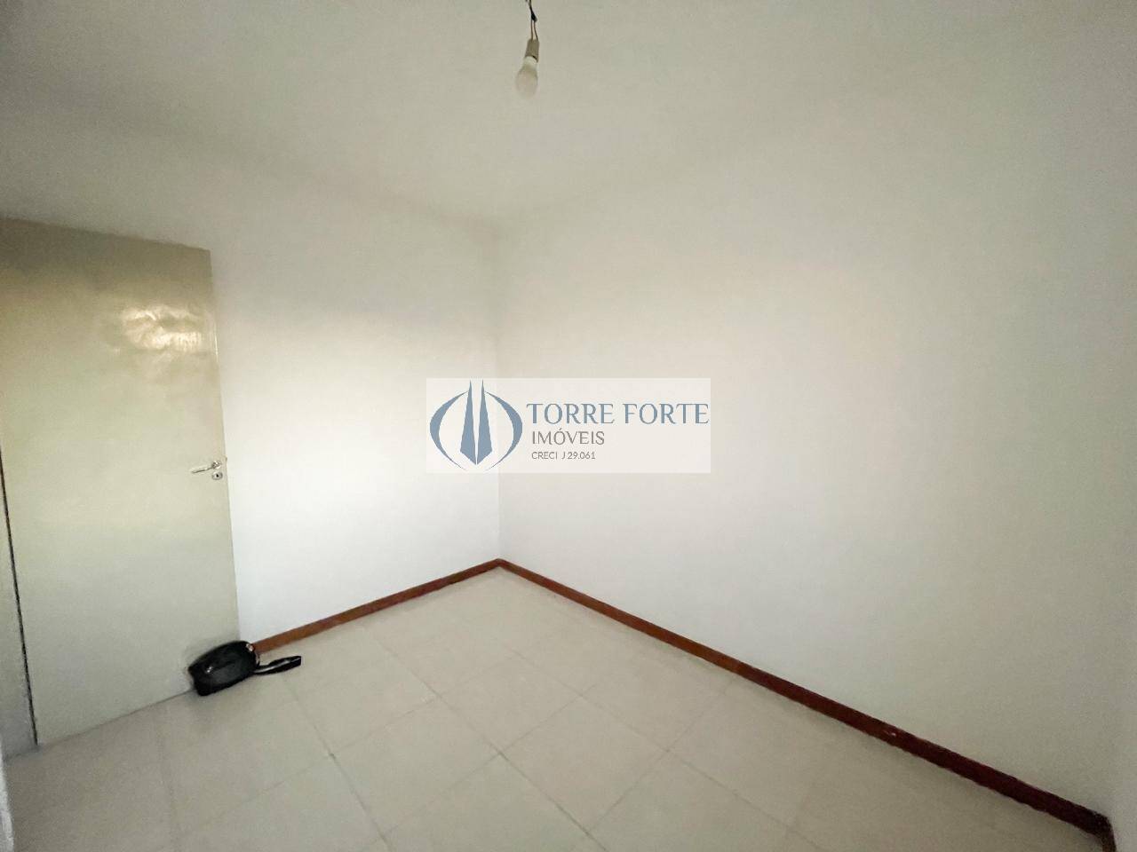 Apartamento à venda com 2 quartos, 47m² - Foto 16
