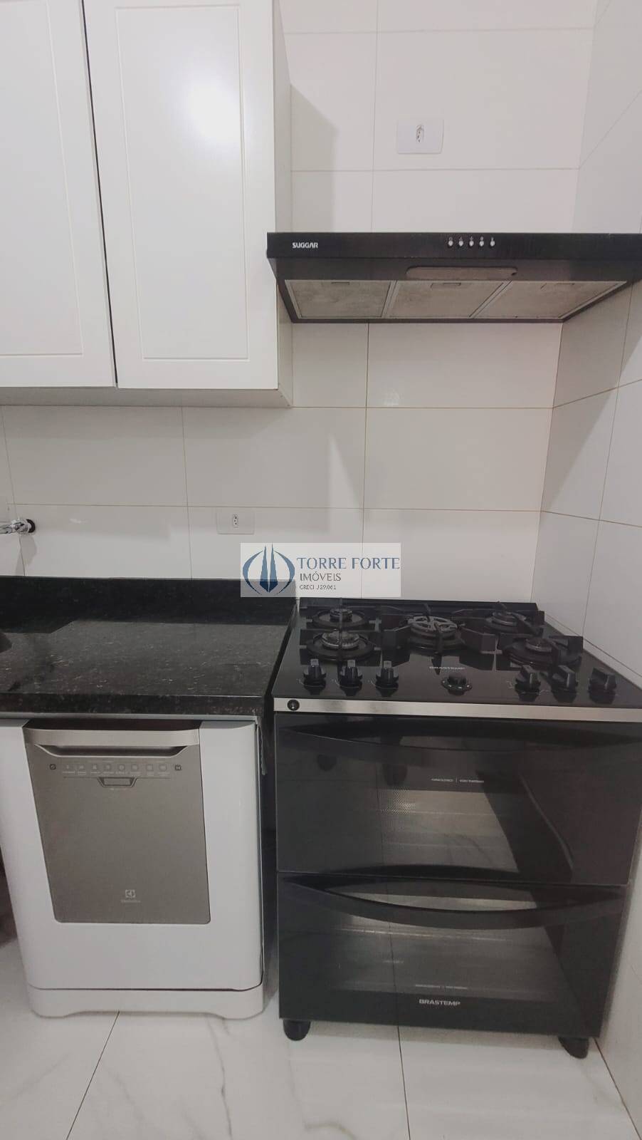 Casa à venda com 3 quartos, 150m² - Foto 4