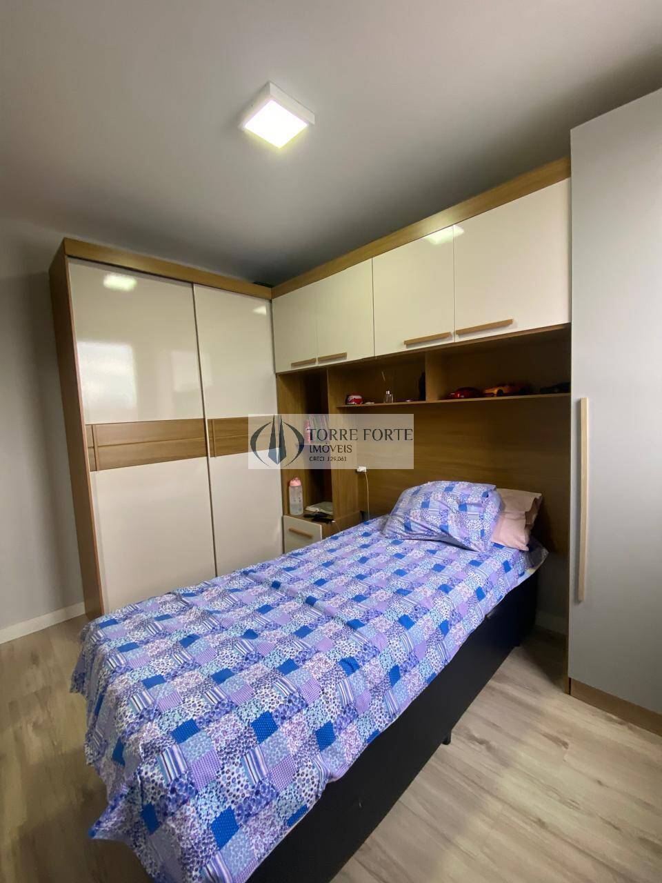 Apartamento à venda com 2 quartos, 43m² - Foto 25