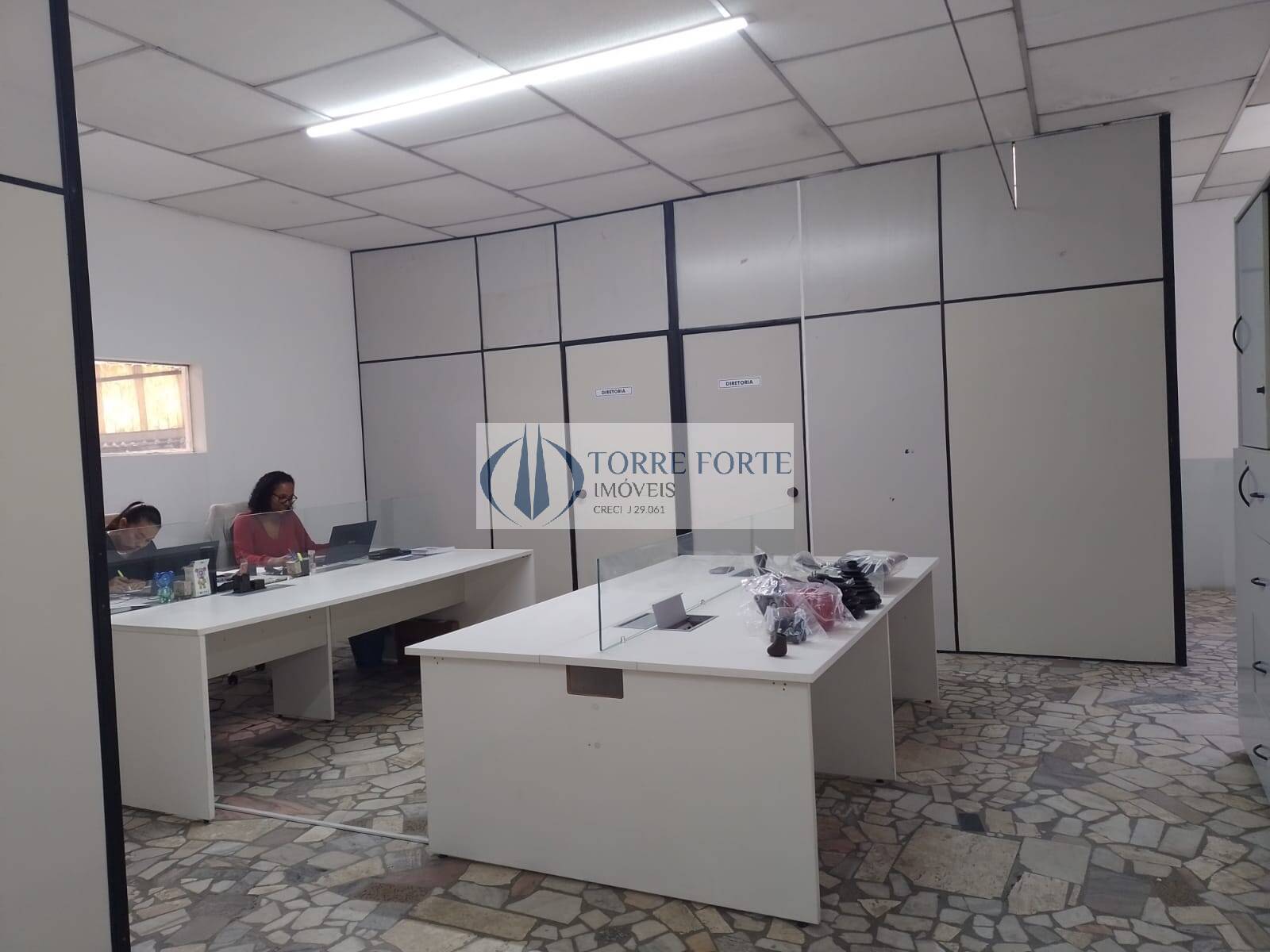 Depósito-Galpão-Armazém para alugar, 1462m² - Foto 2