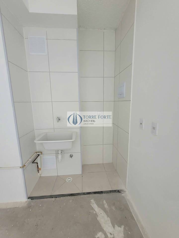 Apartamento à venda com 2 quartos, 34m² - Foto 7