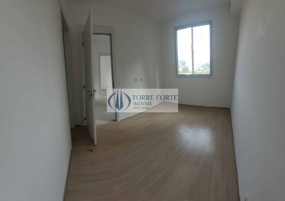 Apartamento à venda com 2 quartos, 34m² - Foto 8