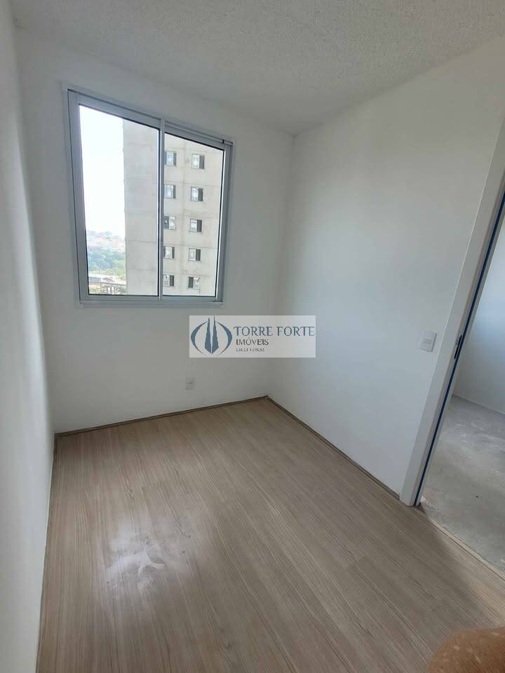 Apartamento à venda com 2 quartos, 34m² - Foto 11