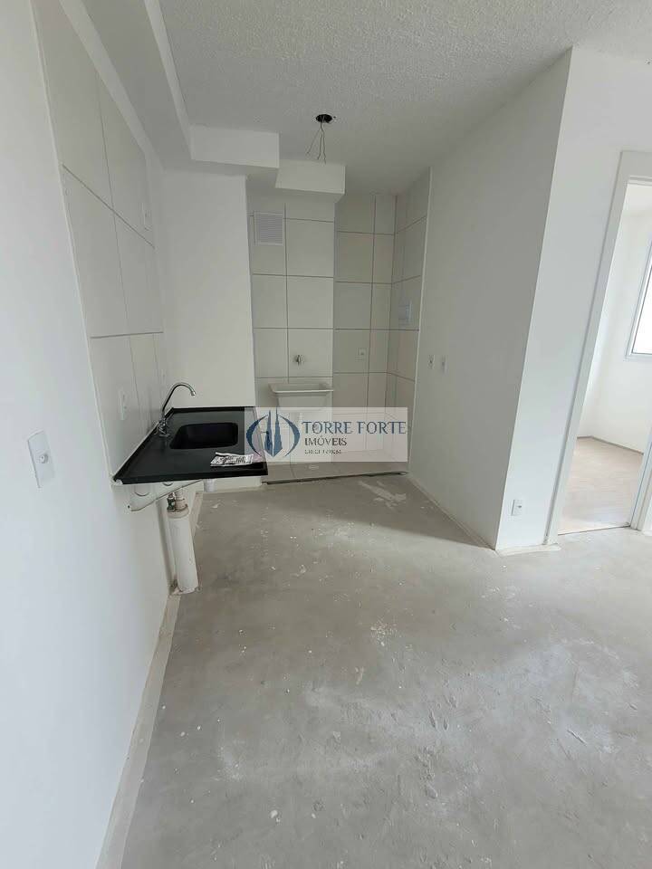 Apartamento à venda com 2 quartos, 34m² - Foto 18