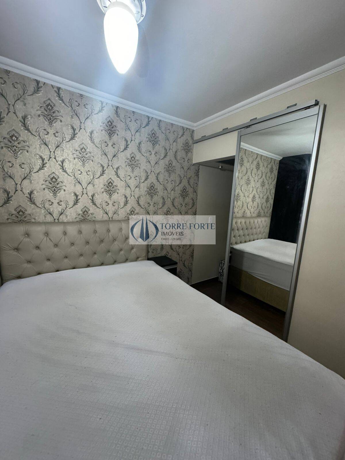 Apartamento para alugar com 2 quartos, 68m² - Foto 12