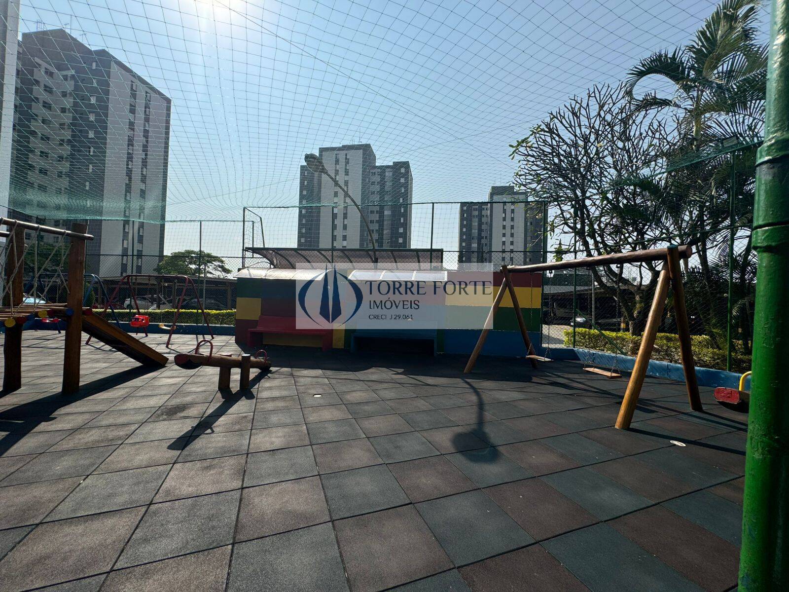 Apartamento para alugar com 2 quartos, 68m² - Foto 26