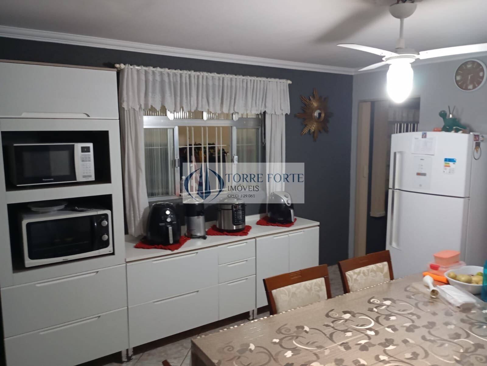 Casa, 3 quartos, 100 m² - Foto 1