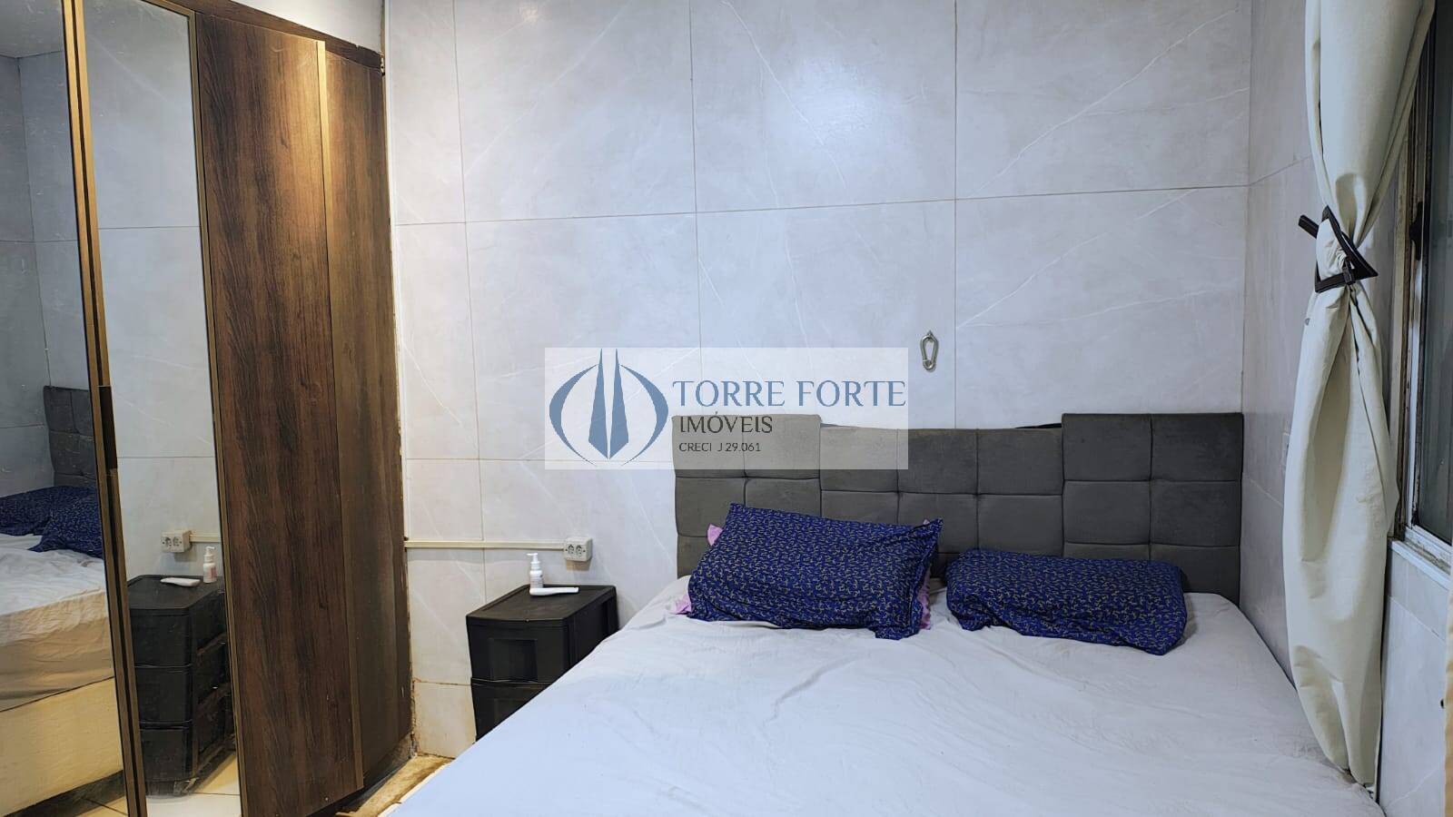 Casa à venda com 2 quartos, 125m² - Foto 4