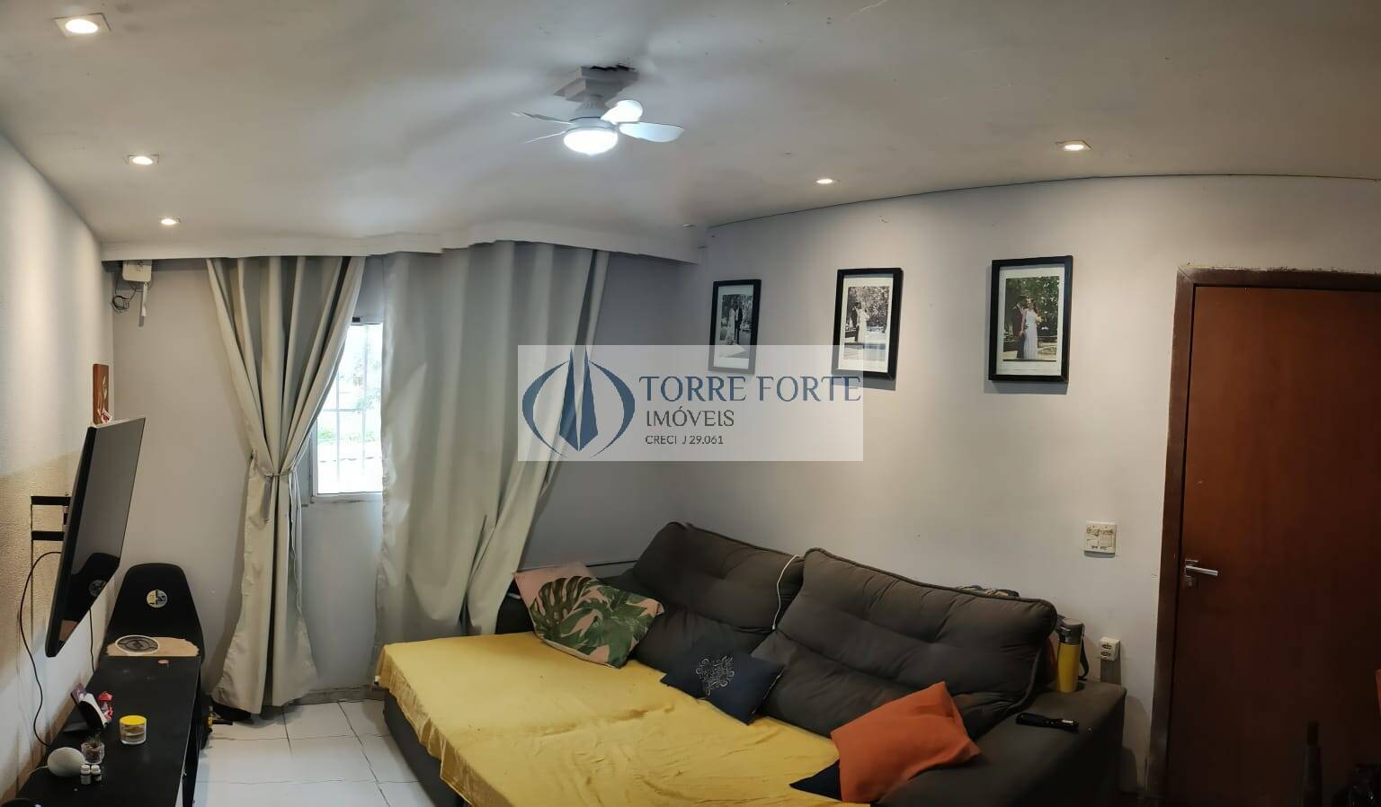 Casa à venda com 2 quartos, 125m² - Foto 3