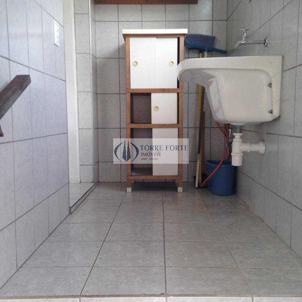 Casa à venda com 4 quartos, 163m² - Foto 6