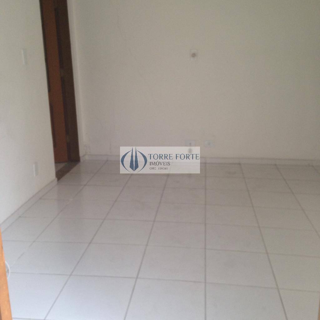 Casa à venda com 4 quartos, 163m² - Foto 9
