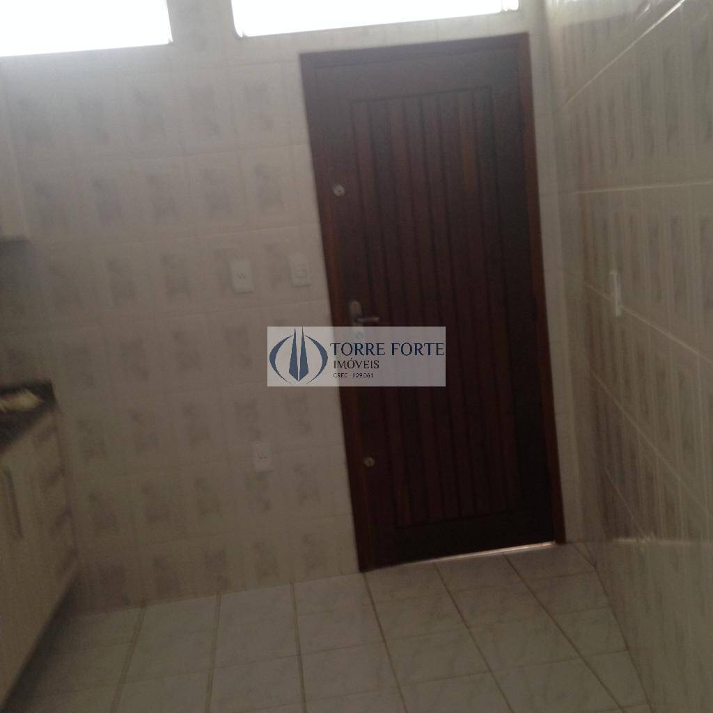 Casa à venda com 4 quartos, 163m² - Foto 24
