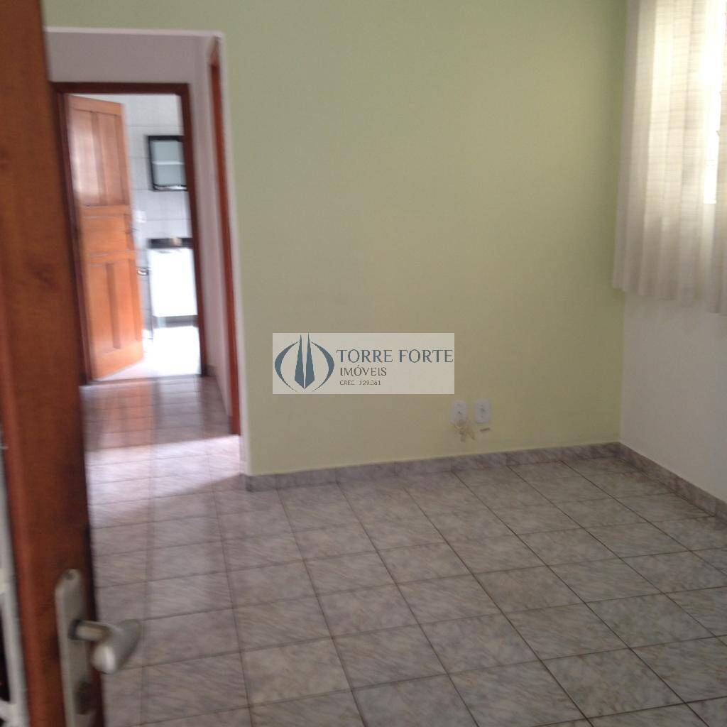 Casa à venda com 4 quartos, 163m² - Foto 26