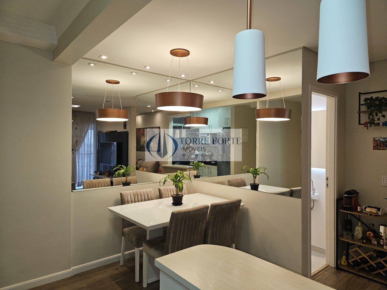 Apartamento à venda com 2 quartos, 67m² - Foto 4