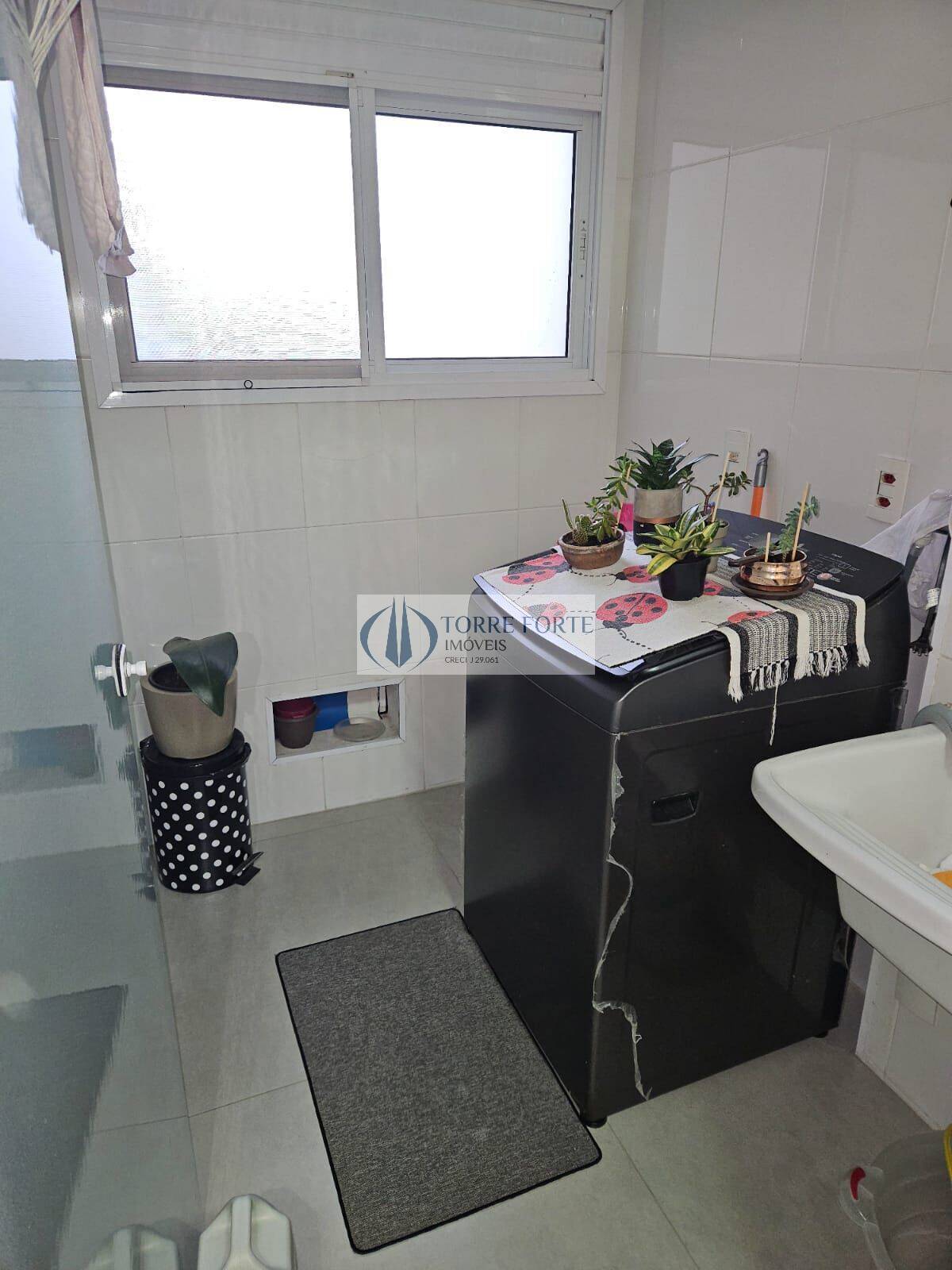 Apartamento à venda com 2 quartos, 67m² - Foto 11
