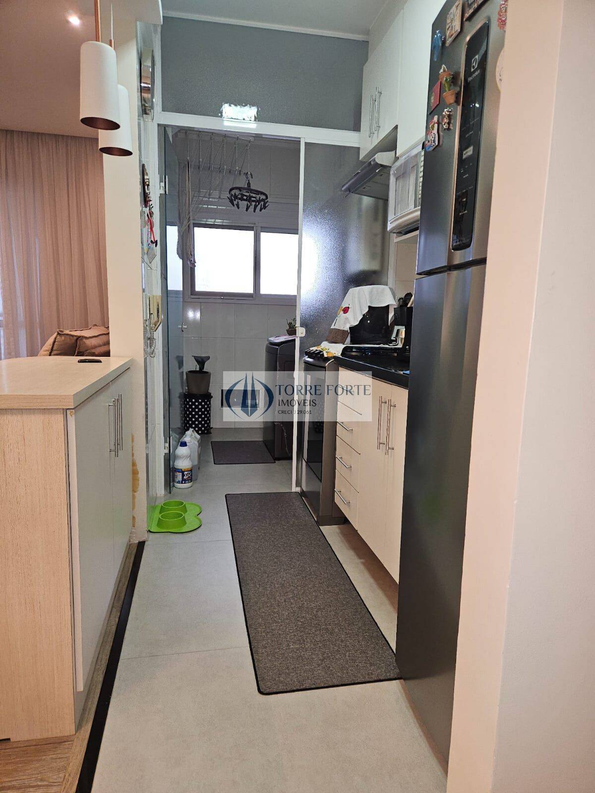 Apartamento à venda com 2 quartos, 67m² - Foto 9