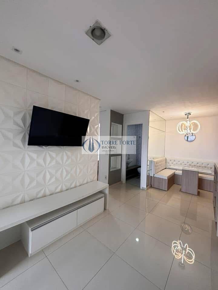 Apartamento à venda com 2 quartos, 67m² - Foto 13