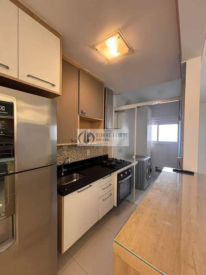 Apartamento à venda com 2 quartos, 67m² - Foto 11