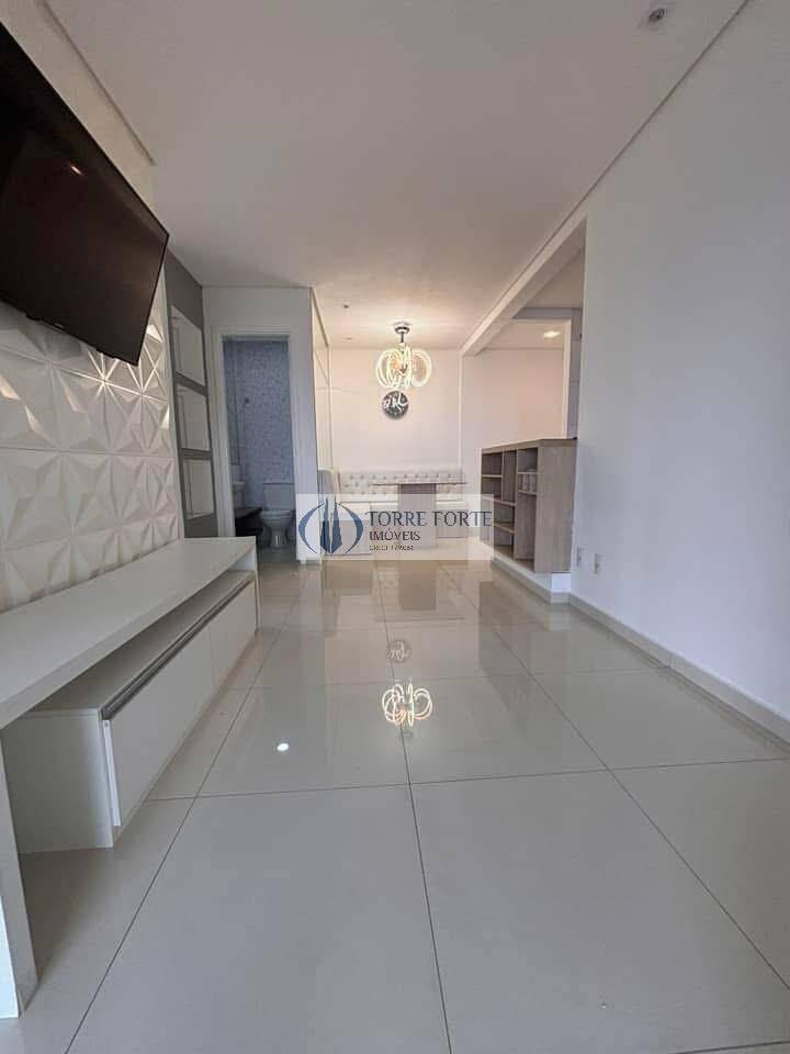 Apartamento à venda com 2 quartos, 67m² - Foto 12