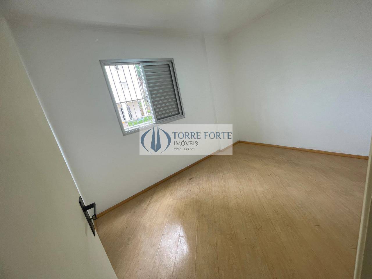 Apartamento à venda com 2 quartos, 56m² - Foto 12