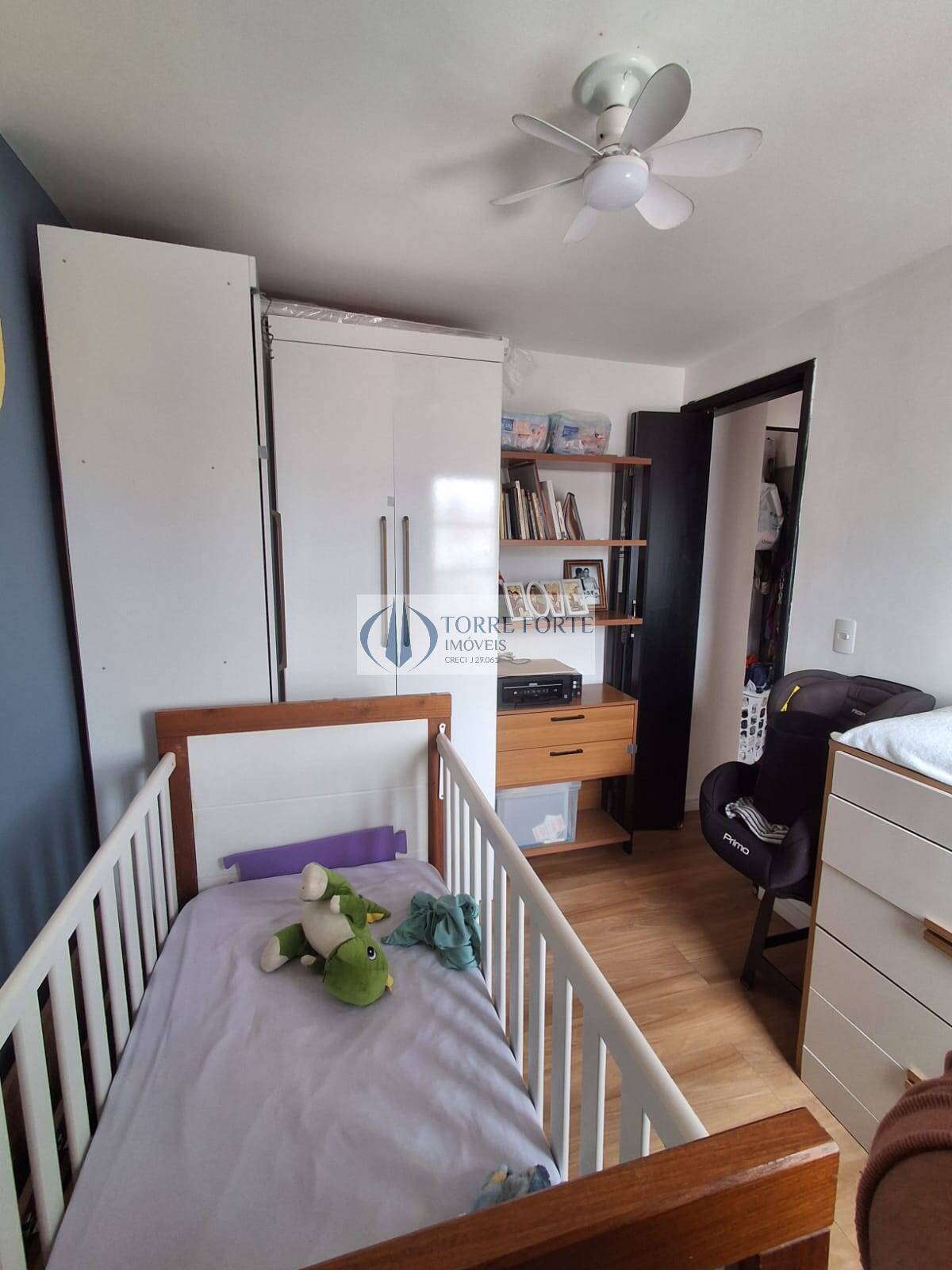 Apartamento à venda com 2 quartos, 52m² - Foto 11