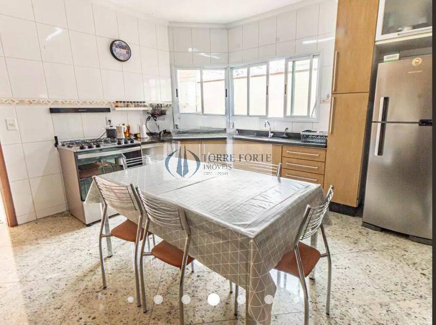 Sobrado, 3 quartos, 235 m² - Foto 7