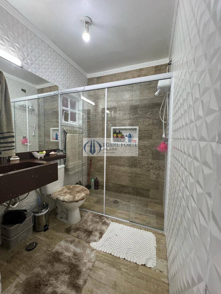 Casa, 3 quartos, 220 m² - Foto 11
