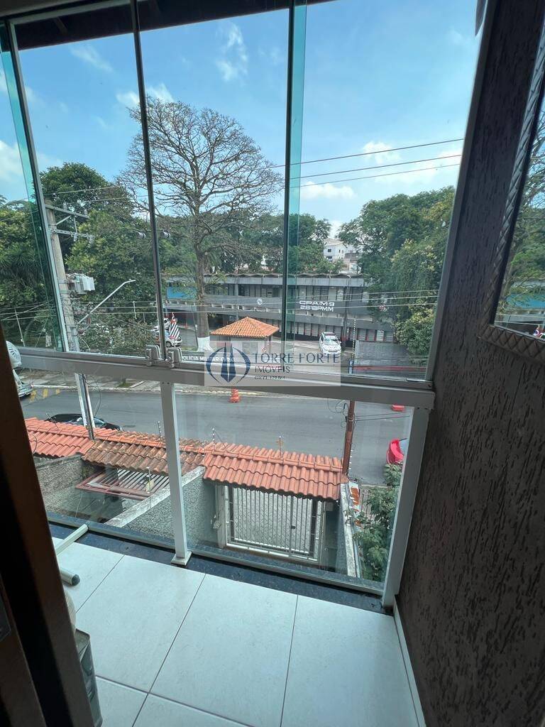 Casa, 3 quartos, 220 m² - Foto 29