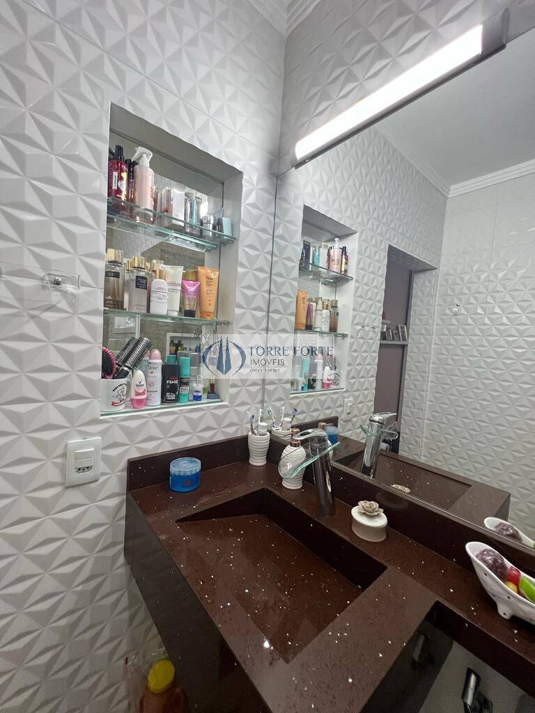 Casa, 3 quartos, 220 m² - Foto 12