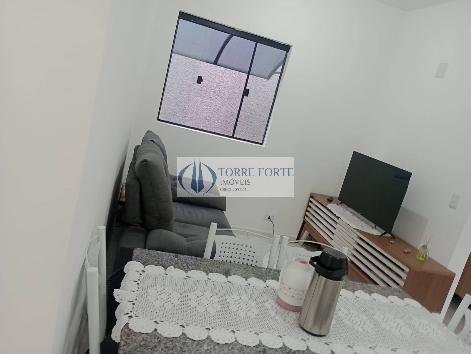 Apartamento à venda com 2 quartos, 43m² - Foto 2