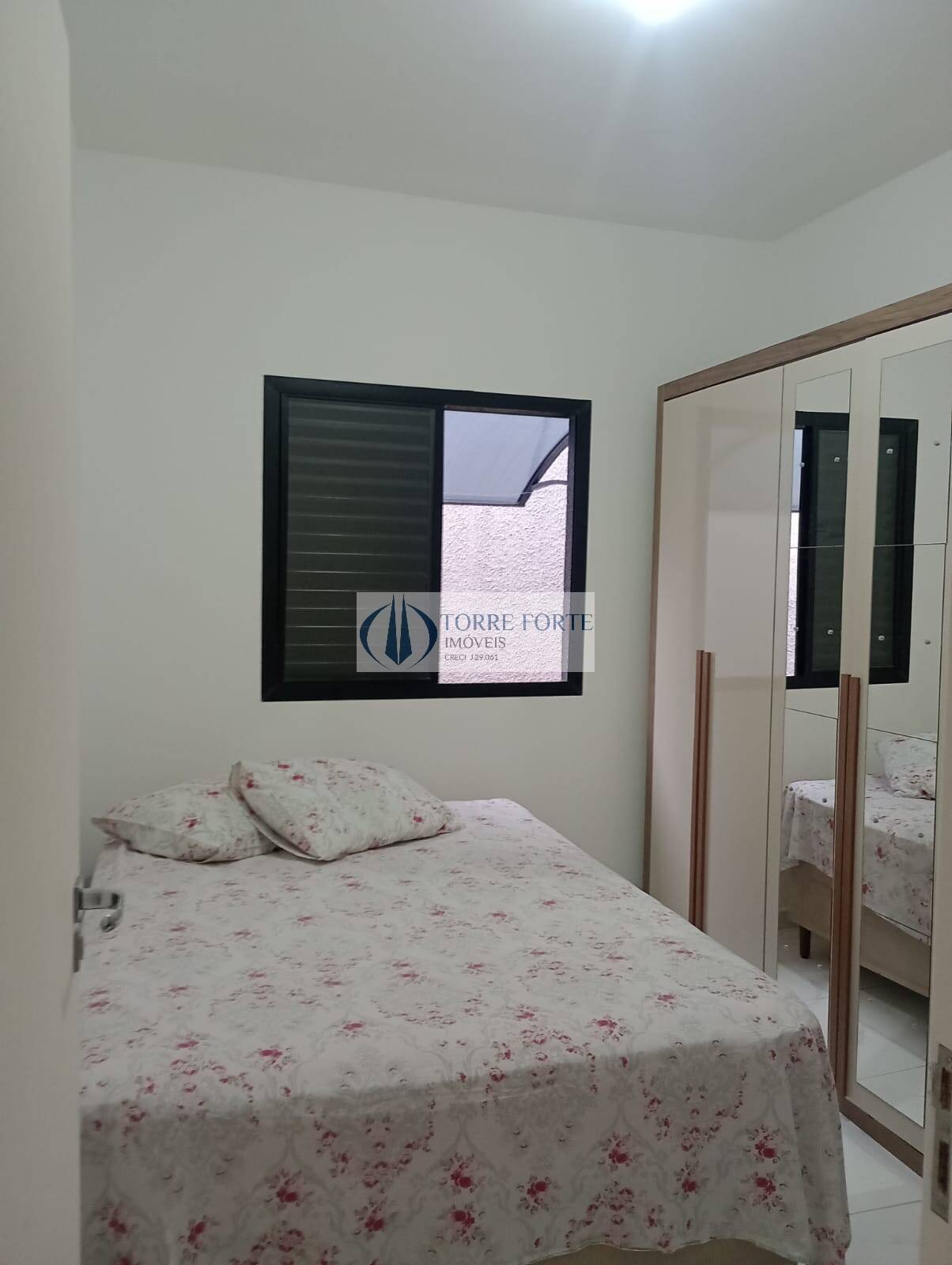 Apartamento à venda com 2 quartos, 43m² - Foto 13