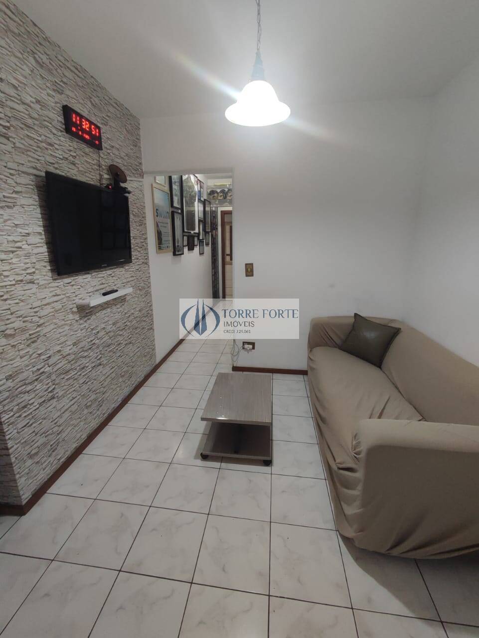 Apartamento à venda com 3 quartos, 58m² - Foto 2