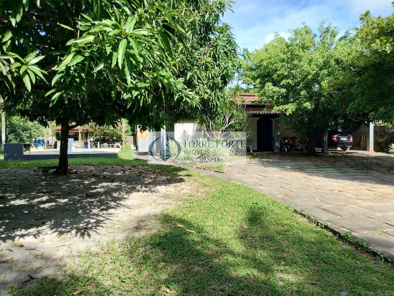 Casa à venda com 6 quartos, 1200m² - Foto 21